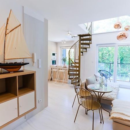 M&K Apartamenty Sailors Golden Yacht, Gdansk - Wyspa Sobieszewska Gdańsk Exterior foto
