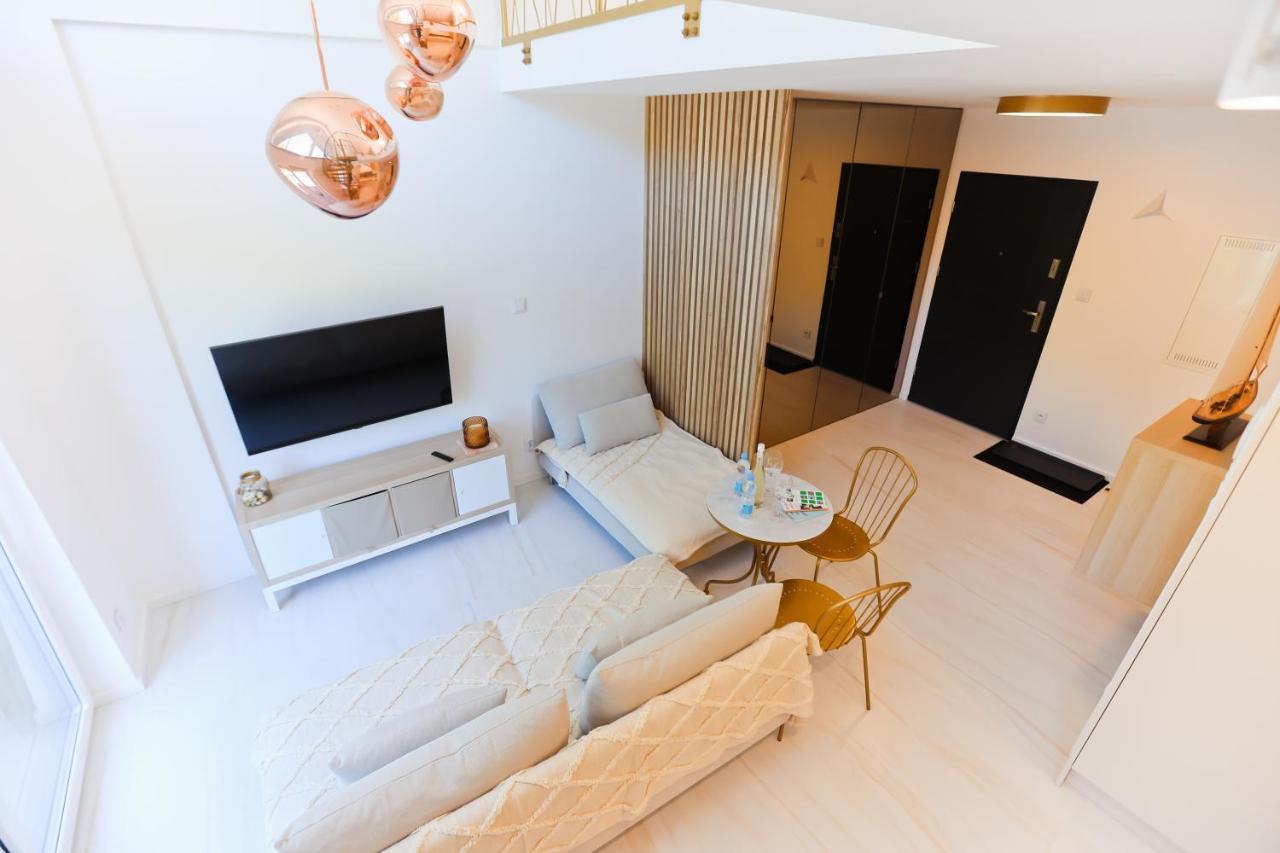 M&K Apartamenty Sailors Golden Yacht, Gdansk - Wyspa Sobieszewska Gdańsk Exterior foto